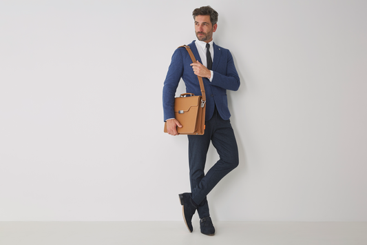 Briefcase or Backpack: Which is best for you?